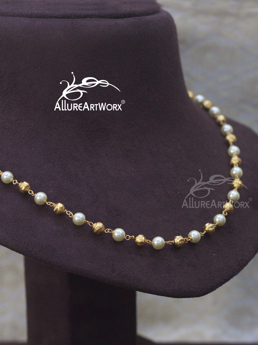 Pearl Gold ball Neckpiece